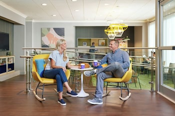 Holiday Inn Express And Suites North Little Rock,Near Mccain Mall,2.5 star