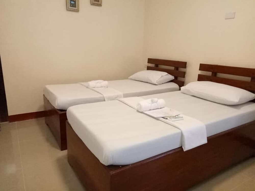 aj travellers inn annex
