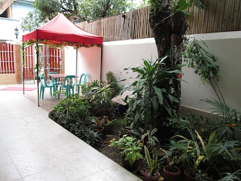 aj travellers inn annex