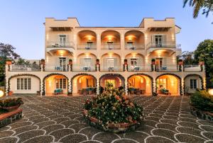 Hotel Regina Palace Terme,Ischia Island>>Ischia,4 star