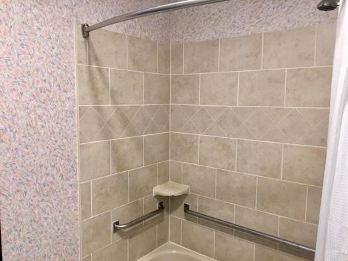 guesthouse inn and suites hotel poulsbo