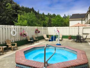 guesthouse inn and suites hotel poulsbo