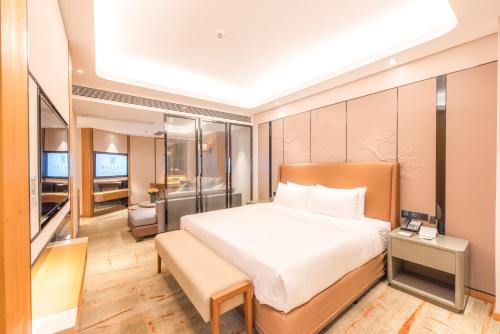 rising dragon international hotel