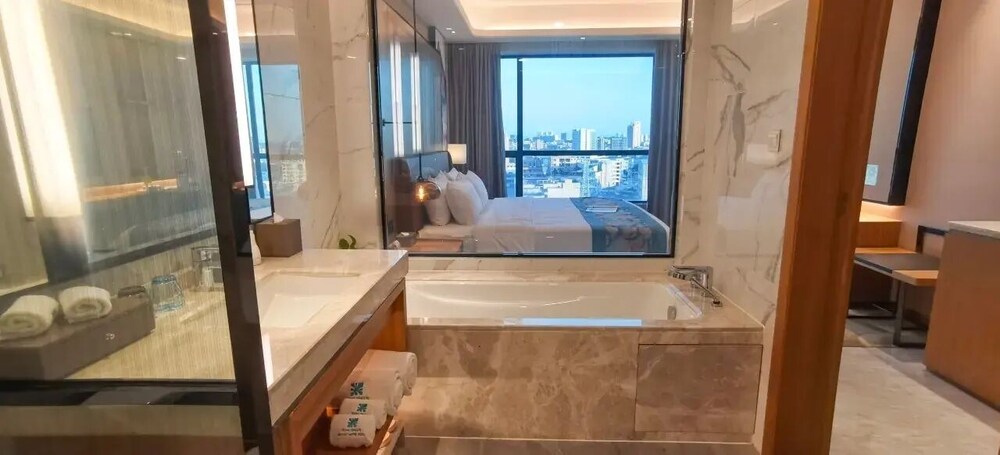 rising dragon international hotel