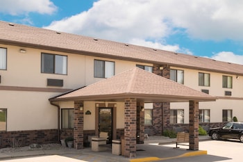 Days Inn By Wyndham Mankato,Nicollet>>Mankato,2 star
