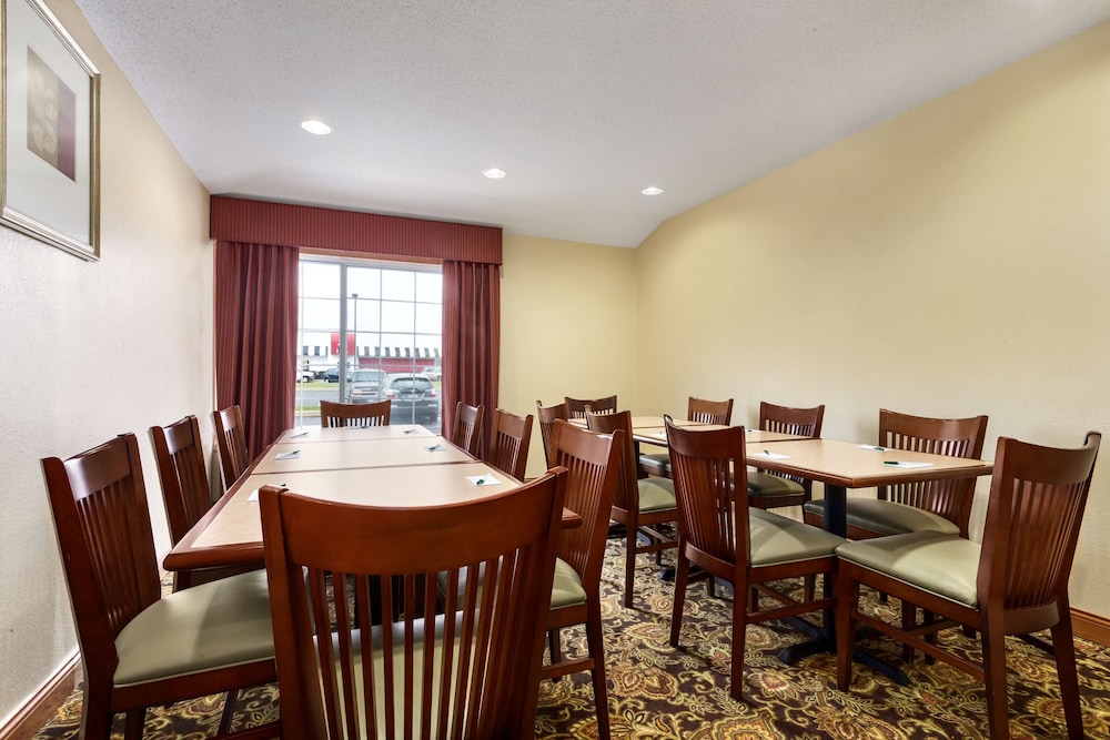 country inn and suites by radisson marion oh