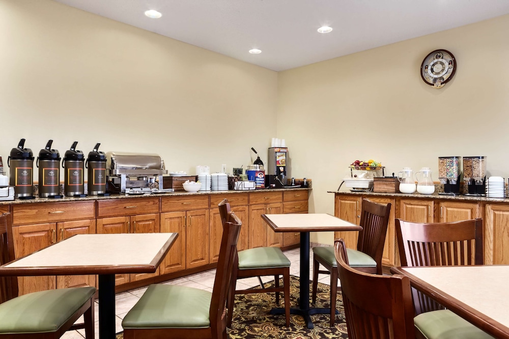 country inn and suites by radisson marion oh