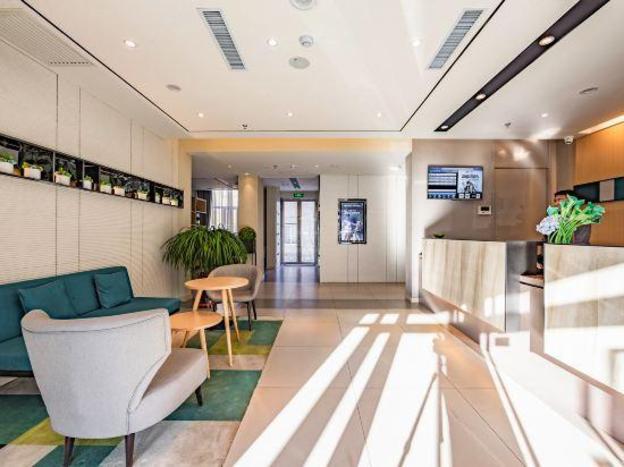 home inn selected dandong andong old street