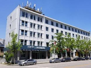 home inn selected dandong andong old street