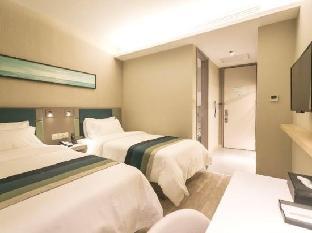 home inn selected dandong andong old street