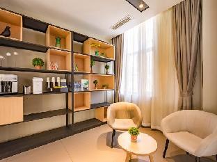 home inn selected dandong andong old street