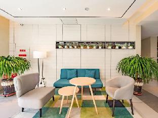 home inn selected dandong andong old street