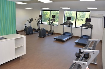 holiday inn express and suites waterville north by ihg