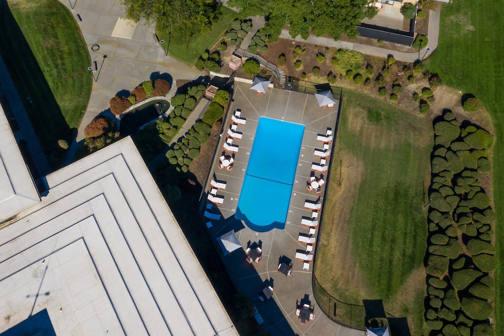 holiday inn richland on the river by ihg