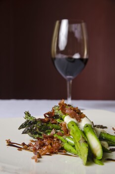 The Marcus Whitman Hotel And Conference Center,Paramount Place>>Walla Walla,4 star