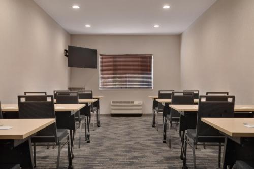 country inn and suites by radisson brookings sd