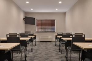 country inn and suites by radisson brookings sd