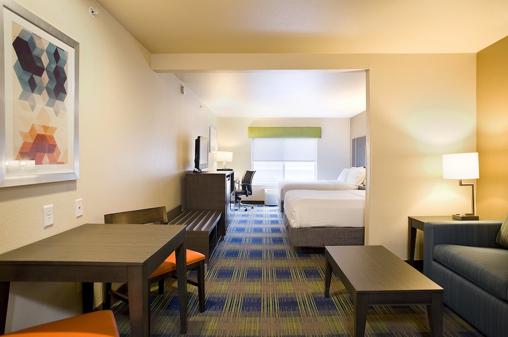 holiday inn express and suites brookings by ihg
