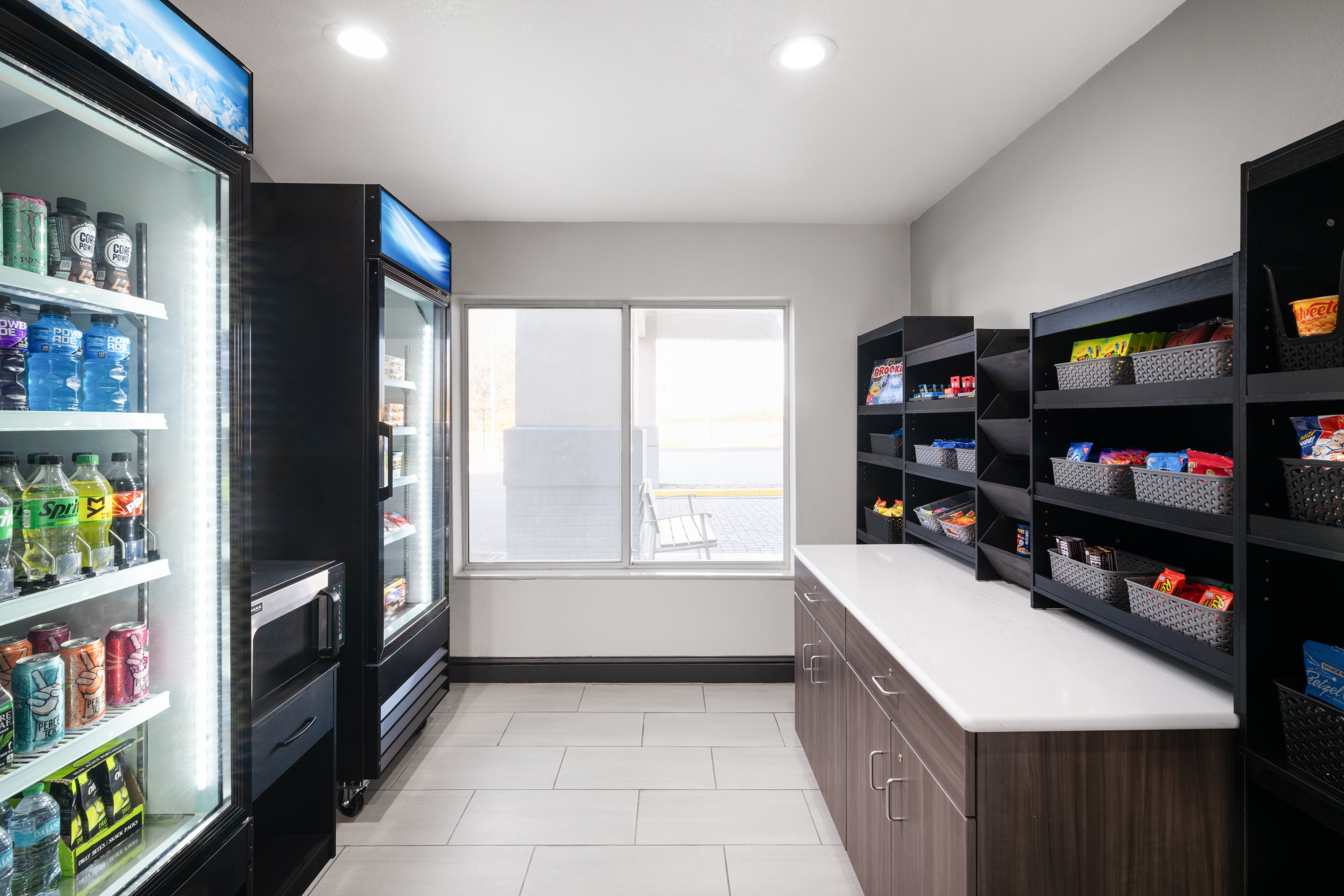 holiday inn express and suites brookings by ihg