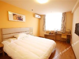 motel tongji hospital qingnian road subway station shop