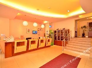 motel tongji hospital qingnian road subway station shop
