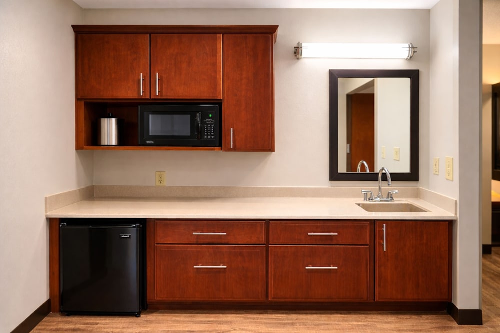 holiday inn express and suites winner by ihg