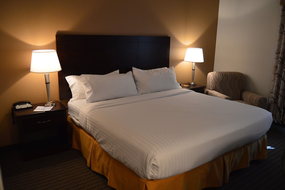 holiday inn express and suites winner by ihg