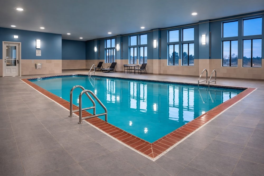 holiday inn express and suites winner by ihg