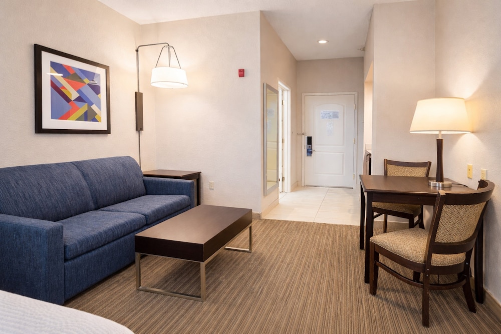 holiday inn express and suites winner by ihg