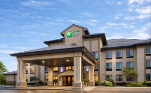 holiday inn express and suites winner by ihg