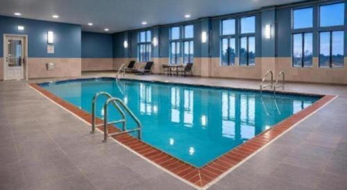 holiday inn express and suites winner by ihg