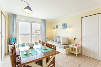 pierre and vacances residence bleu marine