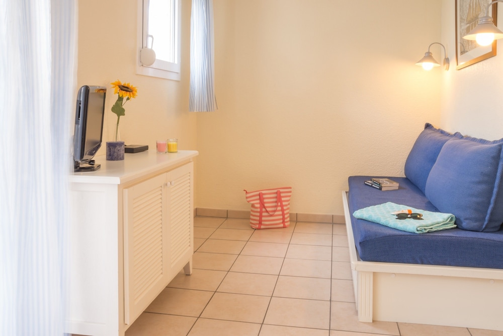 pierre and vacances residence bleu marine