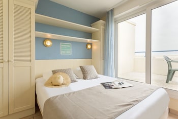 pierre and vacances residence bleu marine