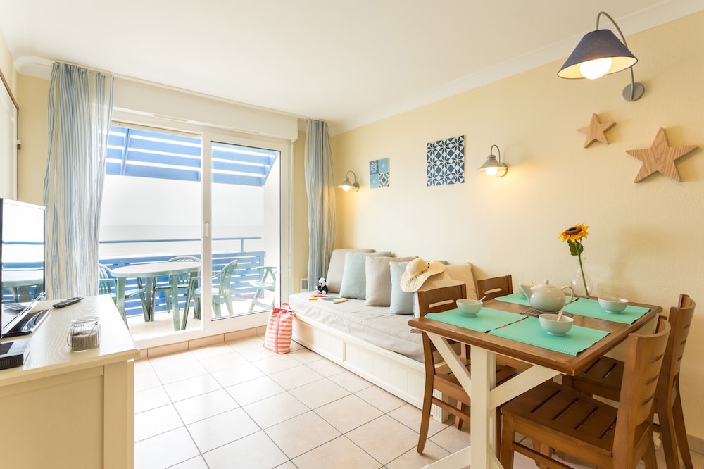 pierre and vacances residence bleu marine