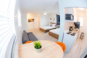 st pete beach suites