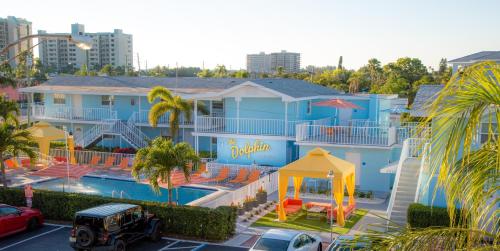 st pete beach suites