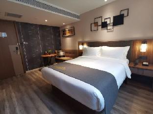 home inn plus nanjing railway station xuanwu lake