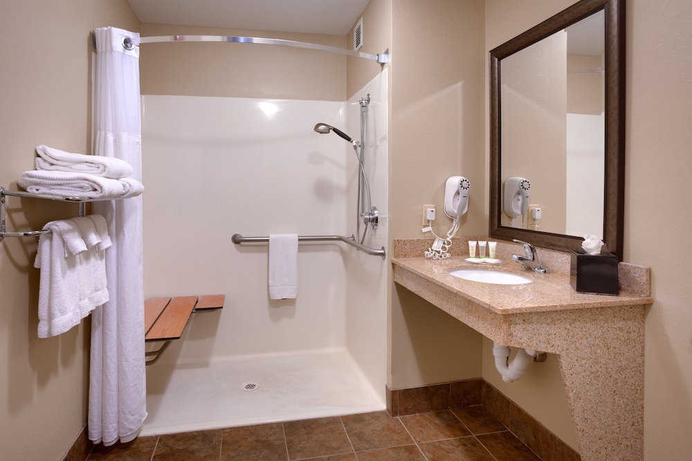 staybridge suites downtown peoria by ihg