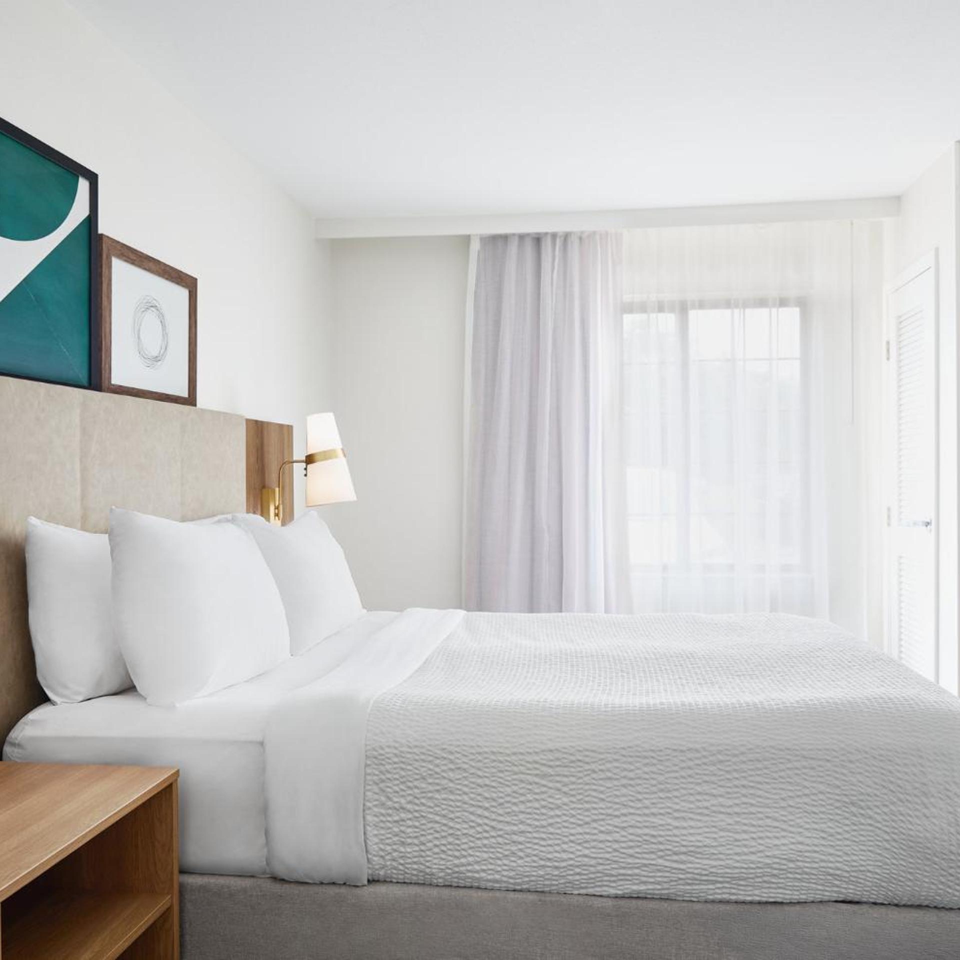 staybridge suites downtown peoria by ihg