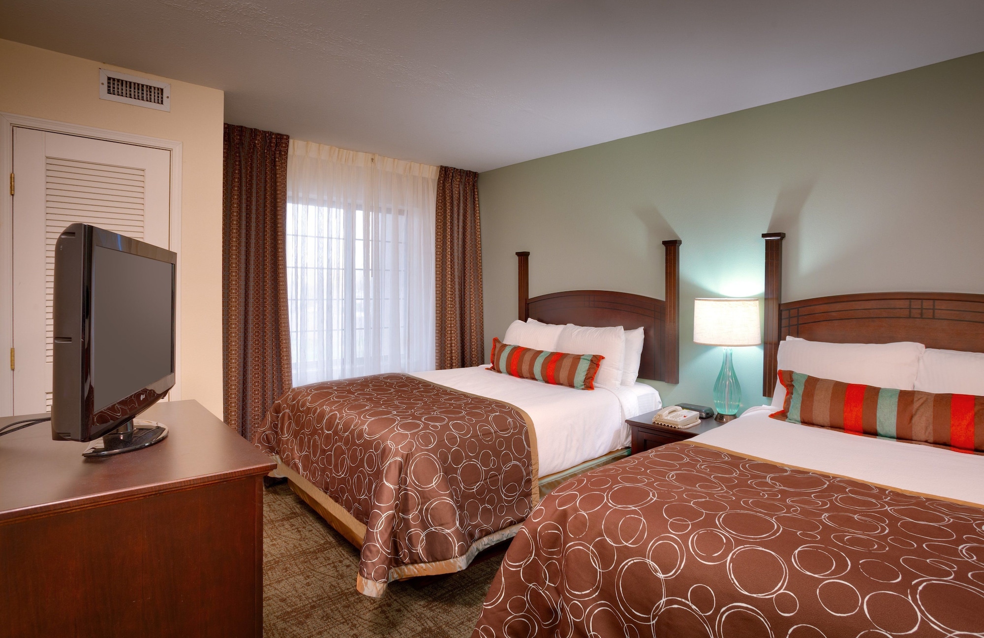 staybridge suites downtown peoria by ihg