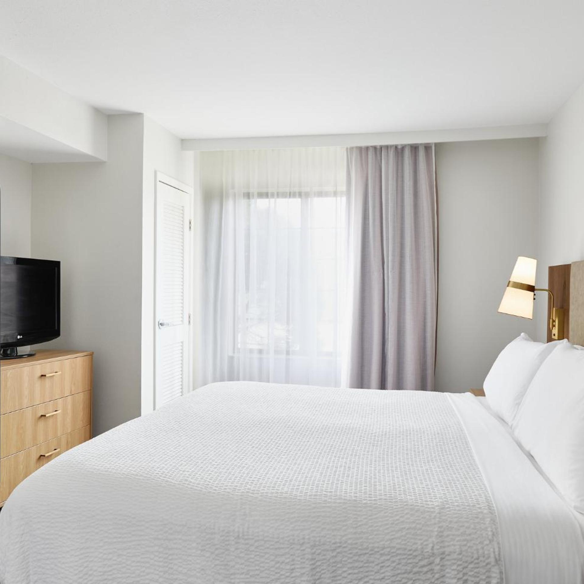 staybridge suites downtown peoria by ihg