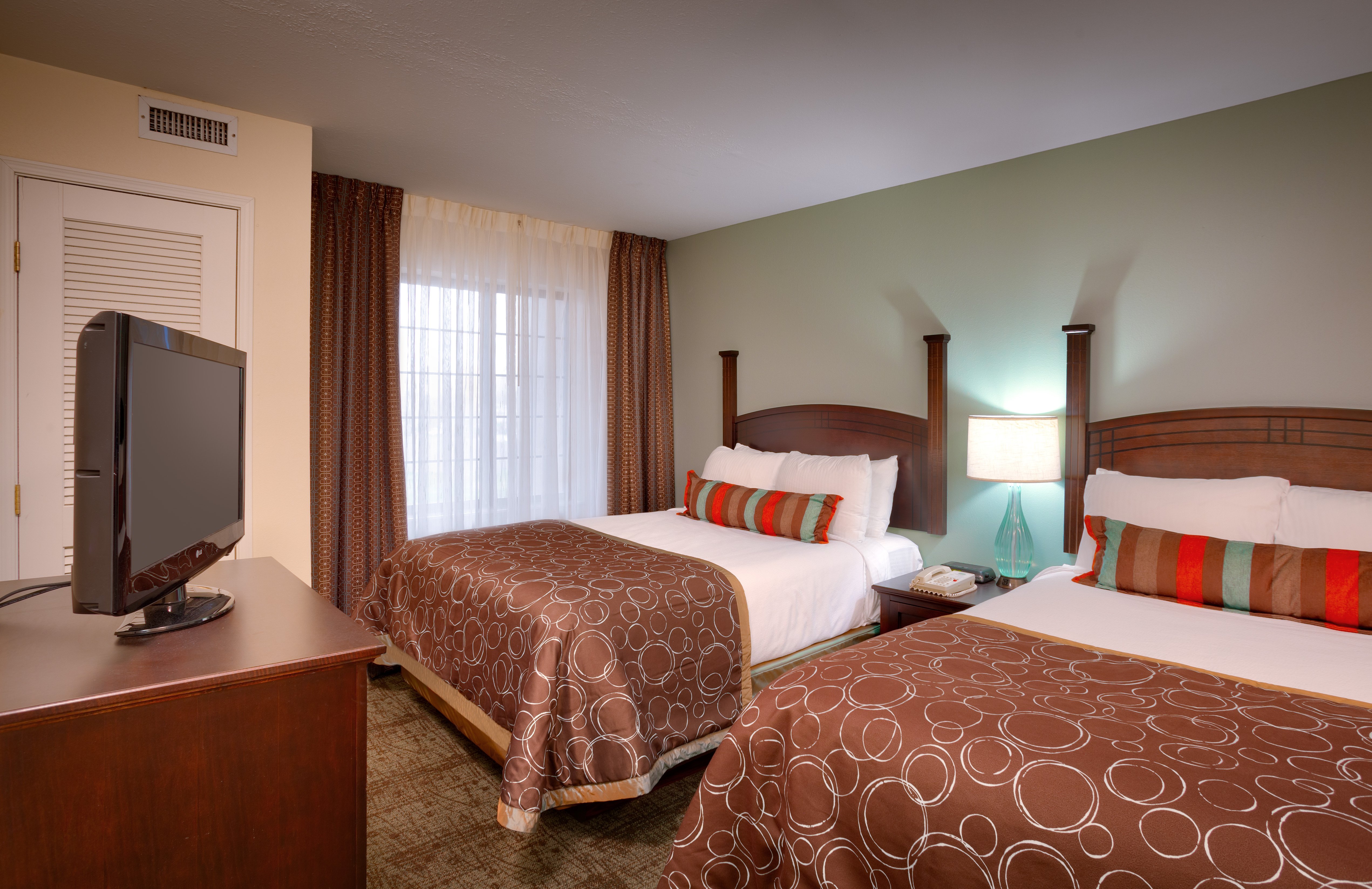 staybridge suites downtown peoria by ihg