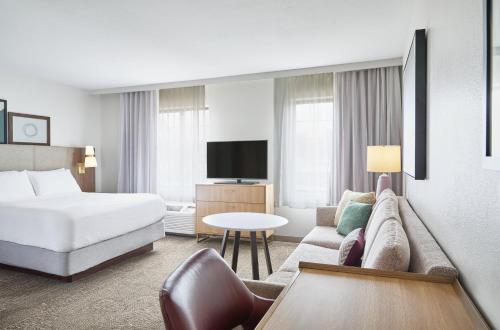 staybridge suites downtown peoria by ihg
