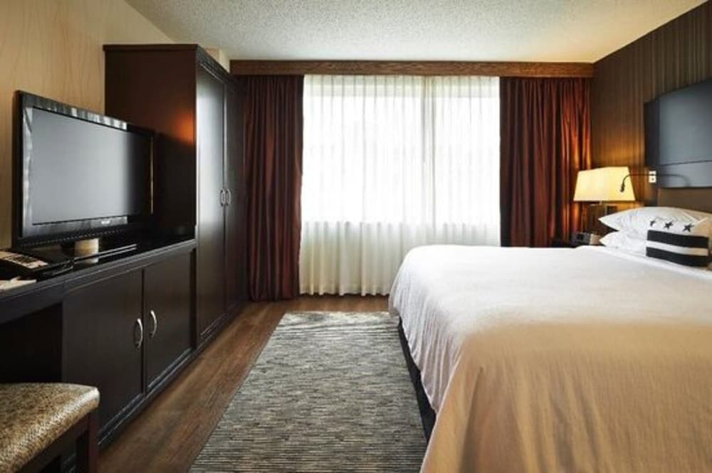 embassy suites by hilton washington dc chevy chase pavilion