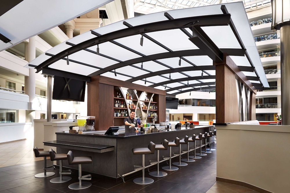 embassy suites by hilton washington dc chevy chase pavilion