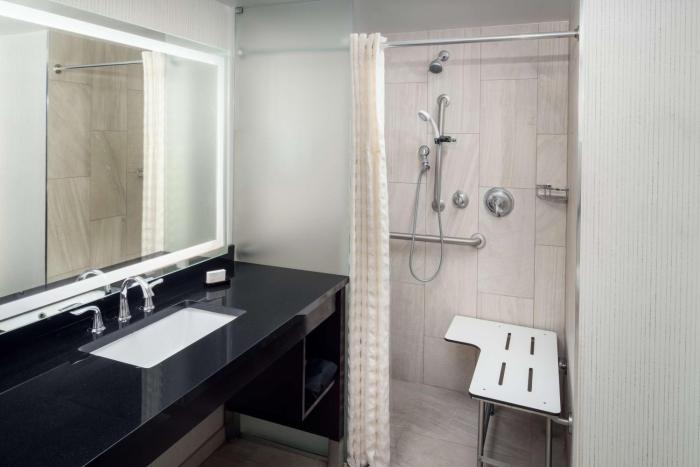 embassy suites by hilton washington dc chevy chase pavilion