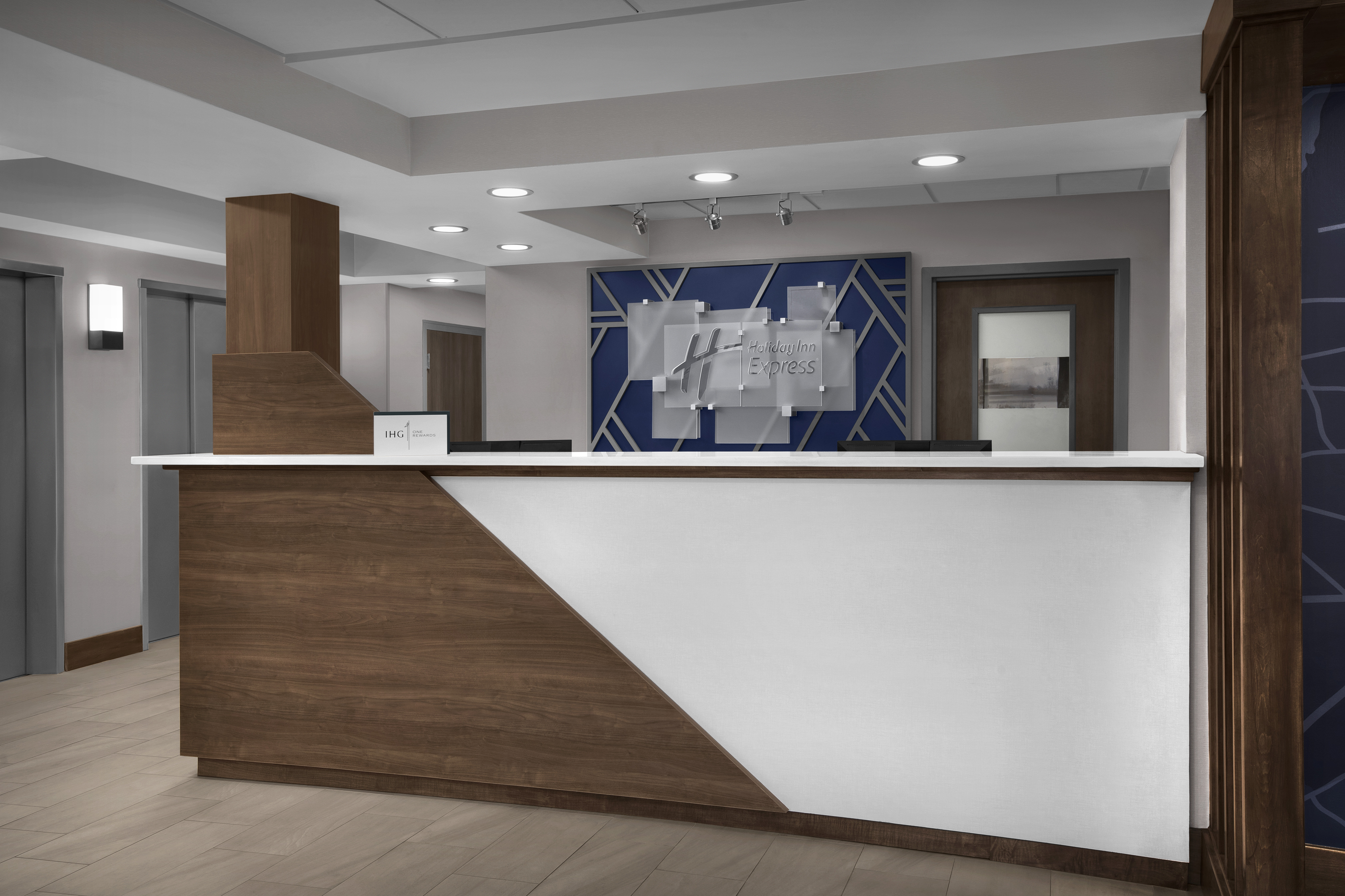 holiday inn express washington dc bw parkway by ihg