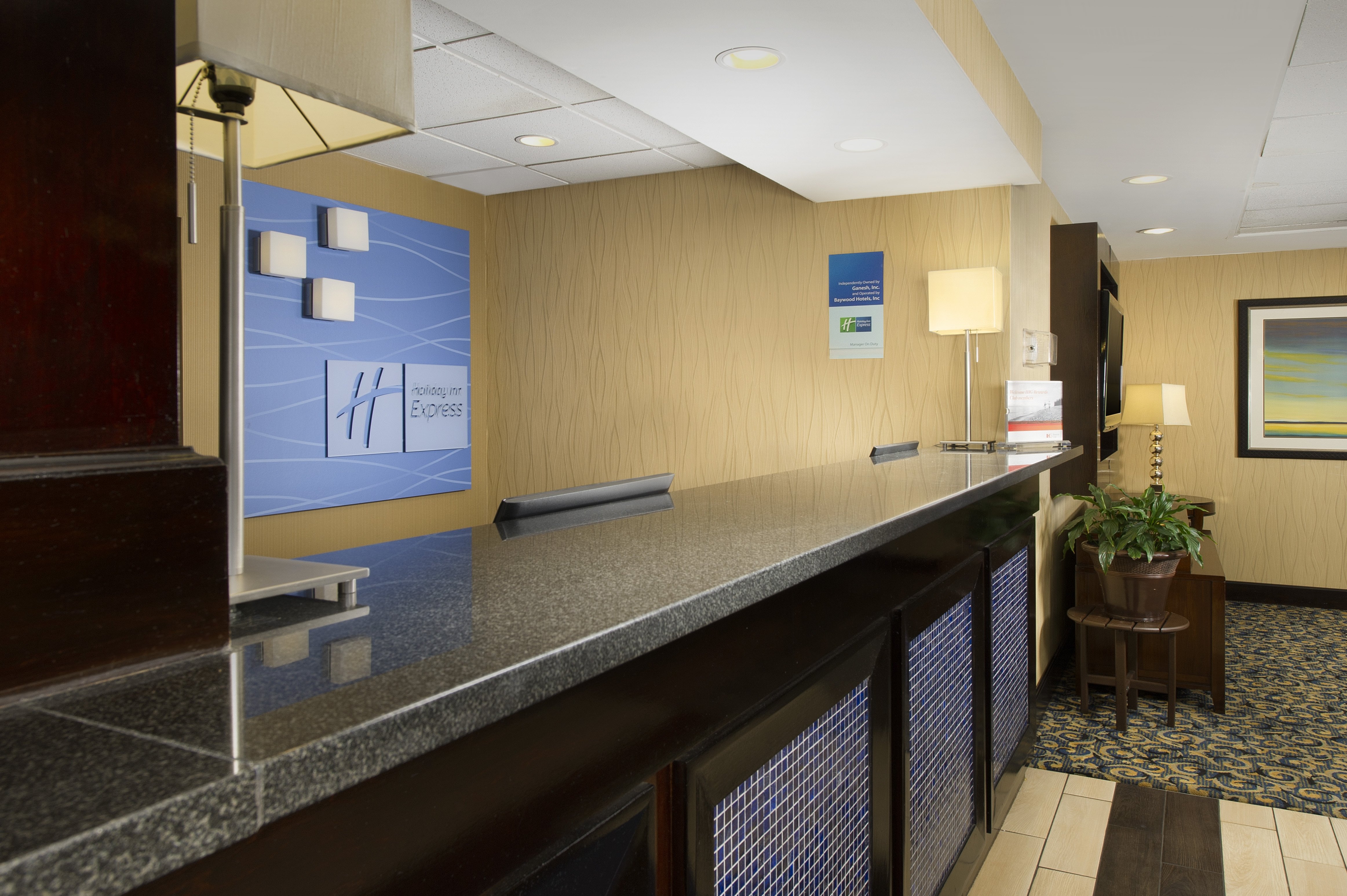 holiday inn express washington dc bw parkway by ihg