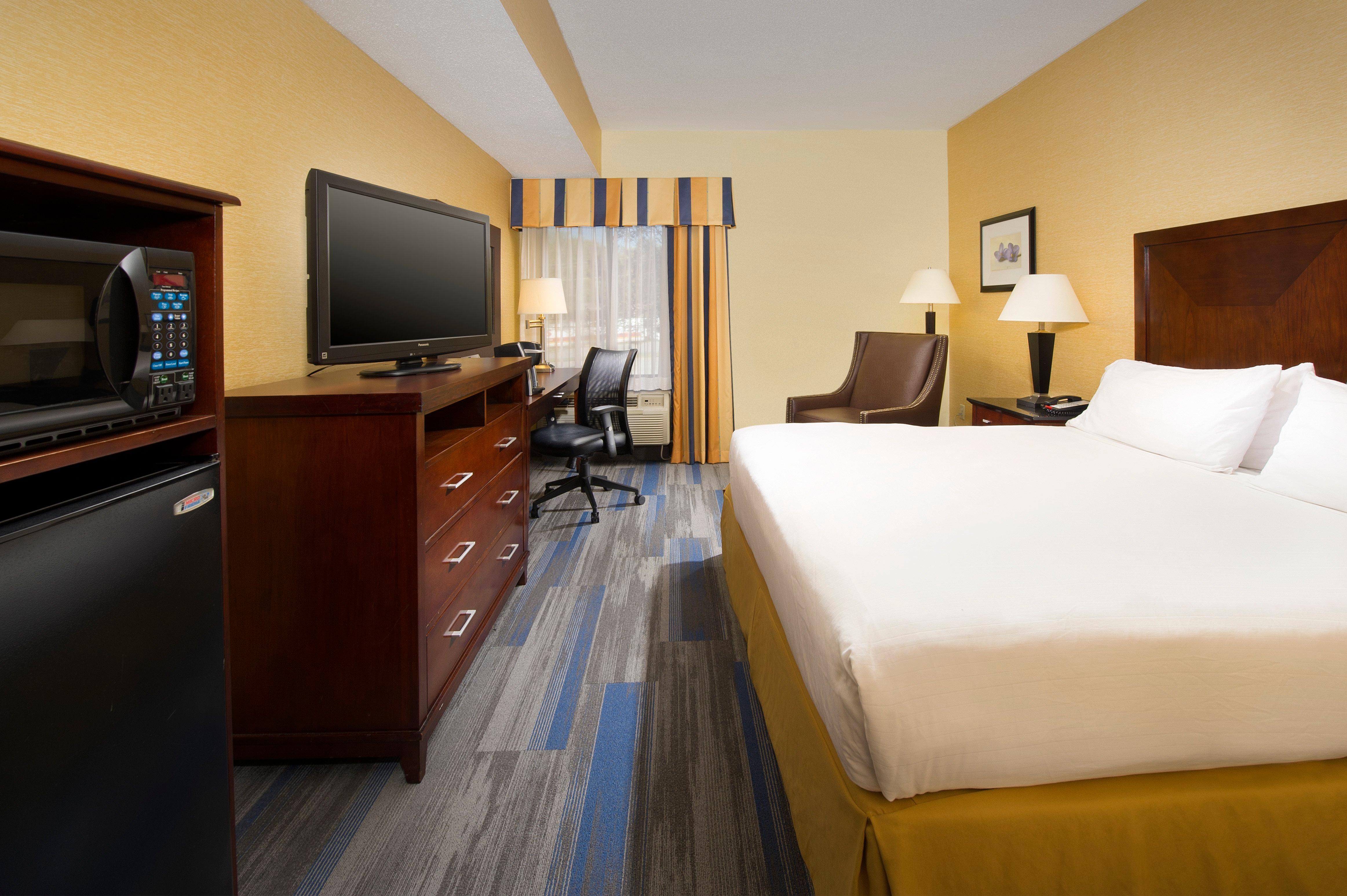 holiday inn express washington dc bw parkway by ihg